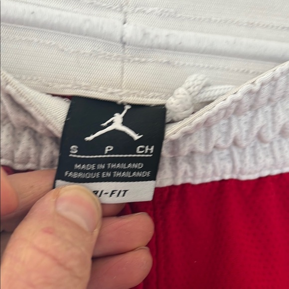 Jordan Red Basketball Shorts - Picture 2 of 4